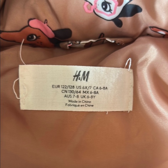 H&M Girls Pink Quilted Hooded Vest, Dog Pattern, 6X - 7 - Picture 2 of 3